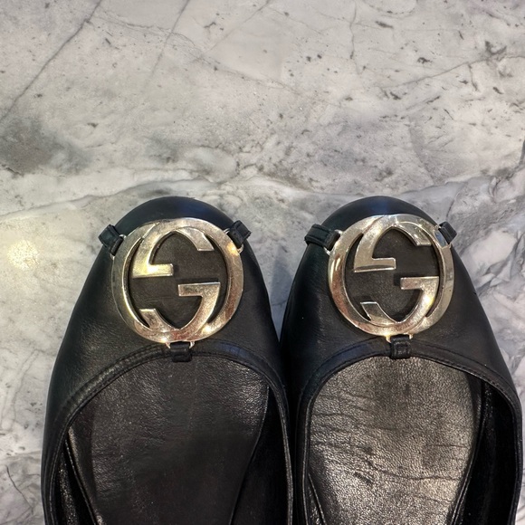 Gucci size 8 black ballet slippers - Picture 2 of 10